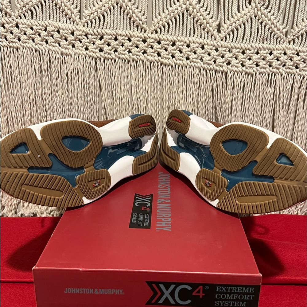 Johnston & Murphy Men's Tan Sneakers - Picture 4 of 6